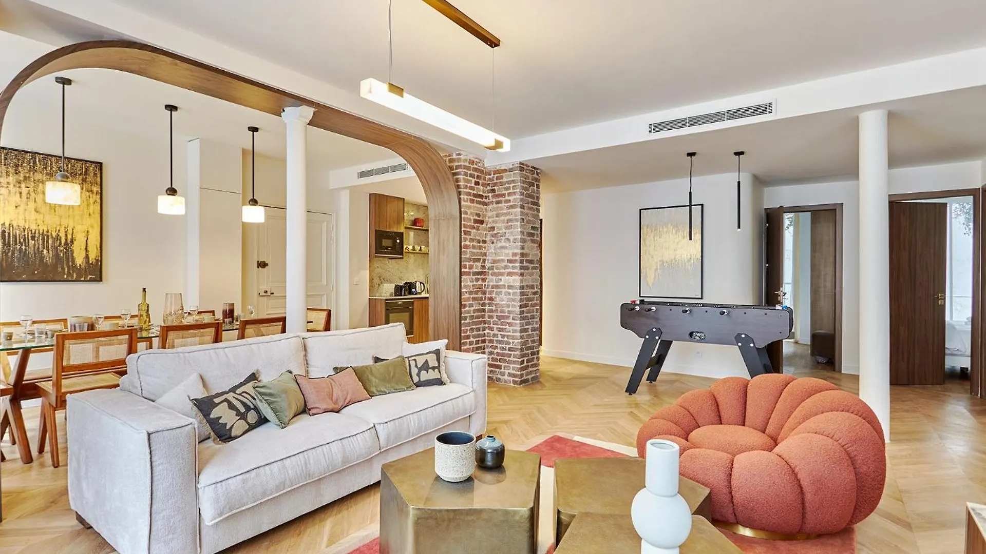 Exceptional 3 Bedrooms Heart Of By Prestige Apartment