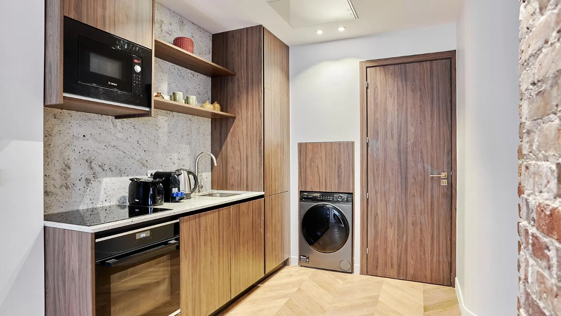 Apartment Exceptional 3 Bedrooms Heart Of By Prestige